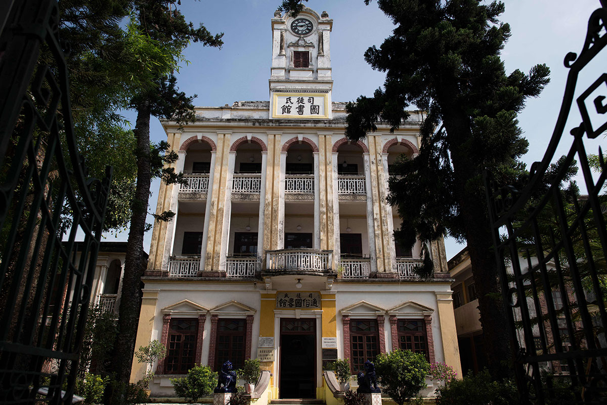 In pictures: Historic Chinese town resists eviction for 'heritage ...