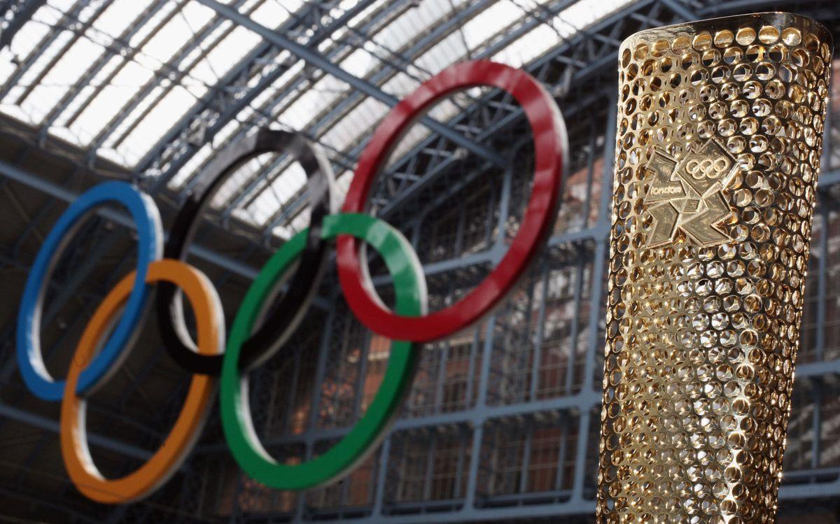 London 2012 Olympic torch design unveiled - Arabian Business: Latest ...