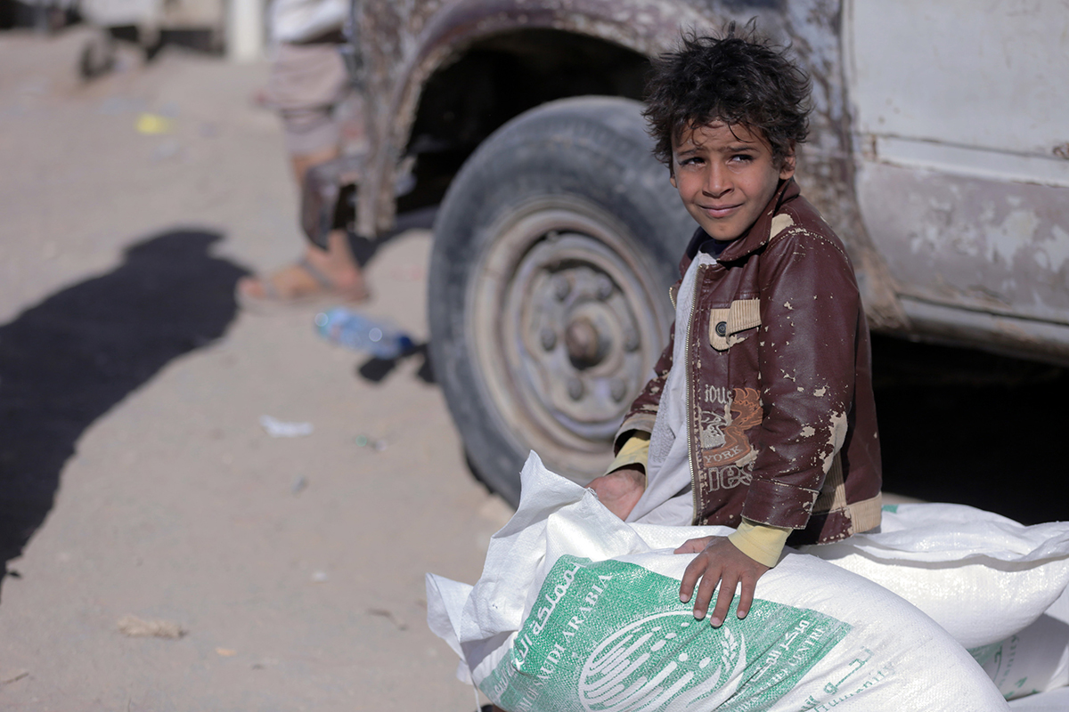 In Pictures: Saudi-led Coalition Humanitarian Aid Arrived In Yemen ...