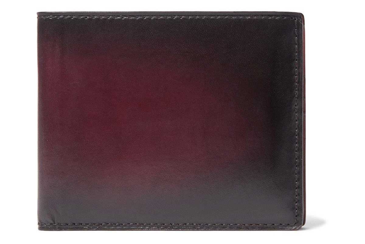 Business and Leather: a look at heavy-duty executive wallets - Arabian ...
