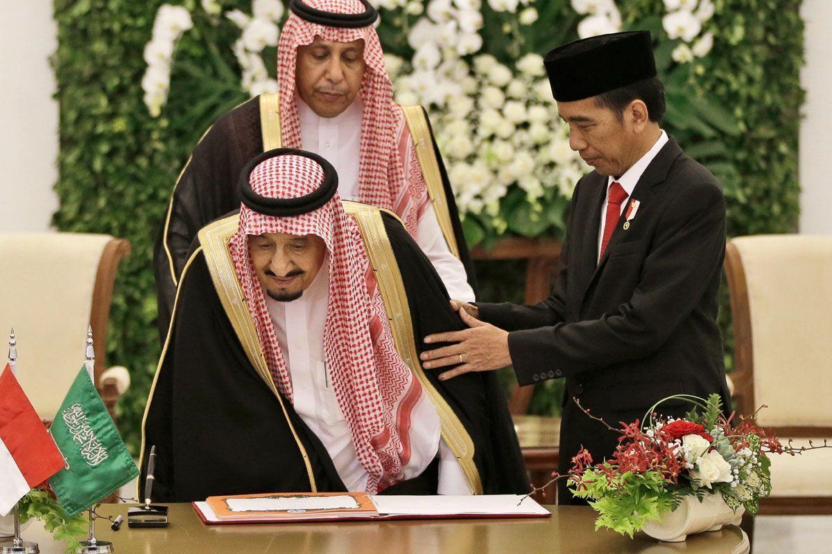 In Pictures: Saudi King Salman In Indonesia - Arabian Business: Latest 