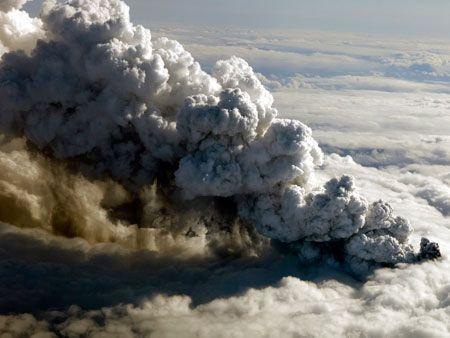 Iceland's volcanic ash clouds - Arabian Business: Latest News on the ...