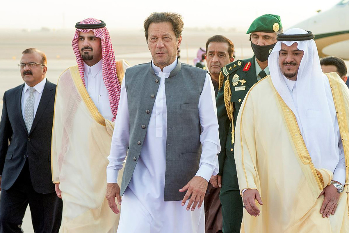 Saudi Arabia pledges $4.2bn to support Pakistan's economy