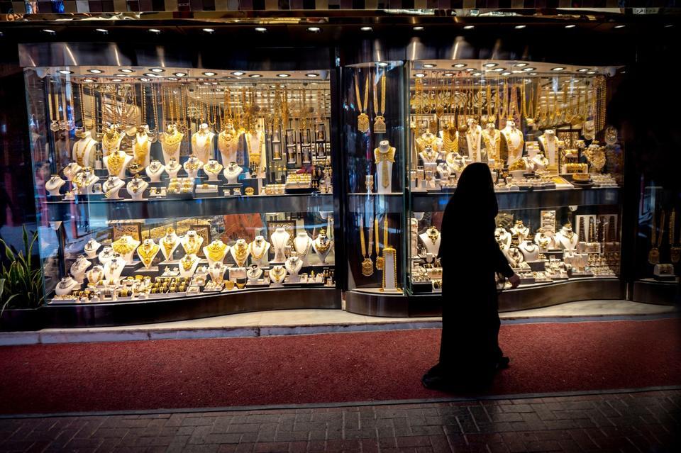 Over 500 shops open in Dubai's Gold Souk