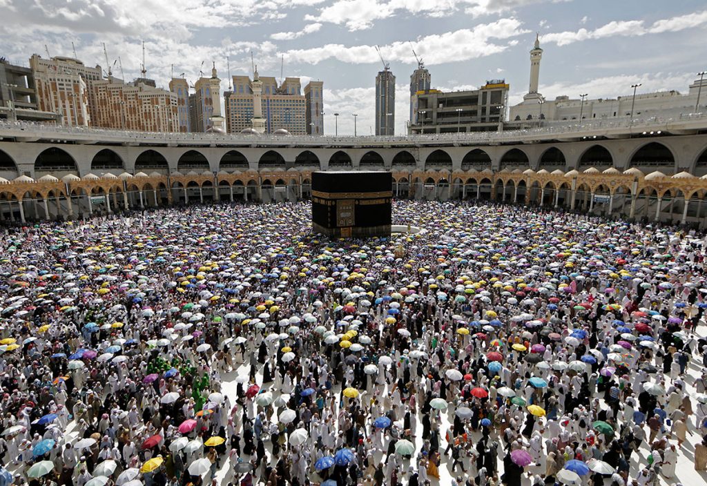 Saudi faces perilous hajj call as virus spikes