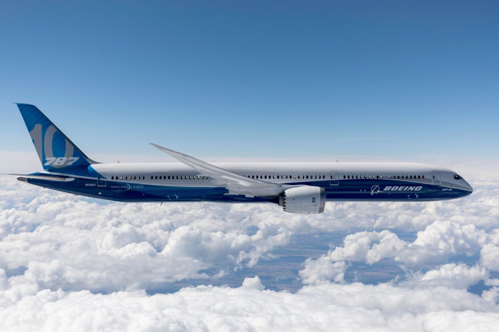 Boeing-787-10-Dreamliner-1