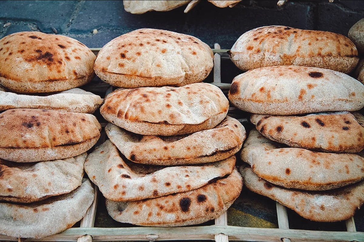 Egypt bread wheat grain prices food import