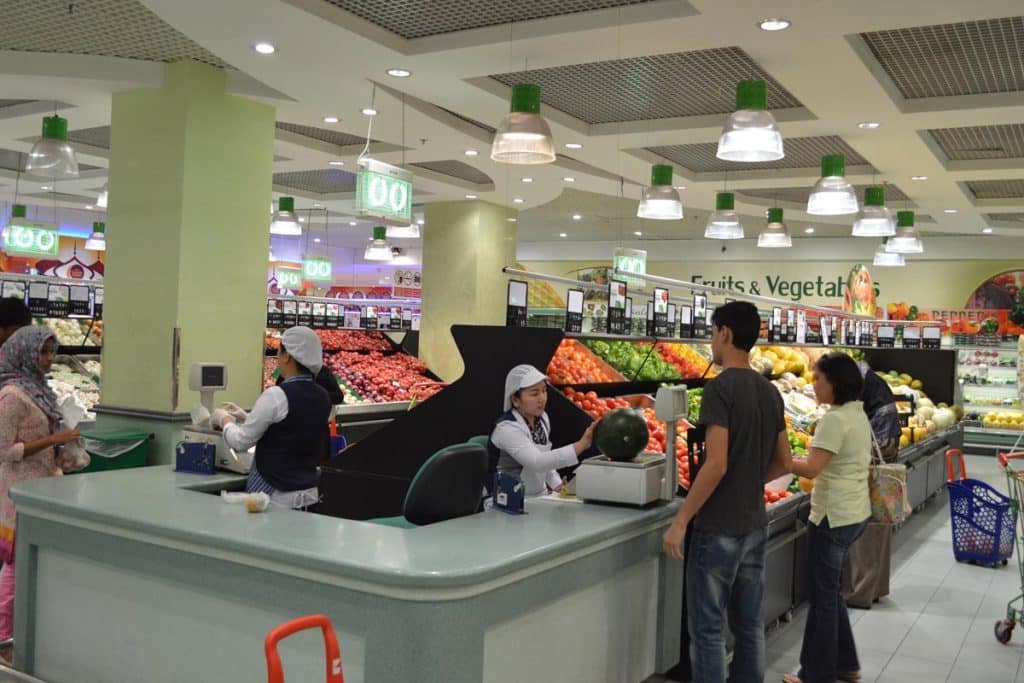 Inflation causes UAE residents to reduce spending