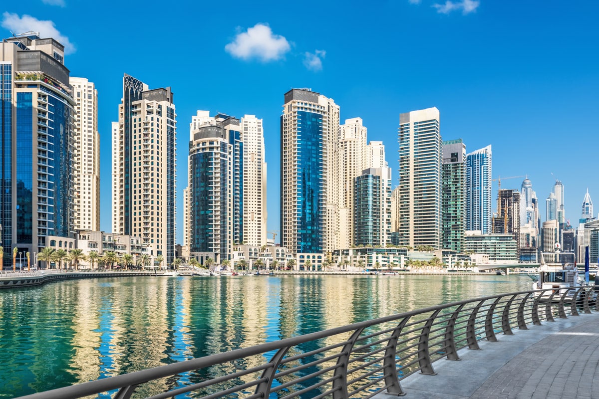 Dubai records $2.8bn in weeklong real estate transactions - Arabian ...