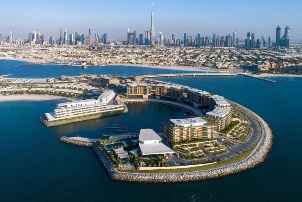 Dubai mansions & penthouses: Billionaire buyers target luxury ...