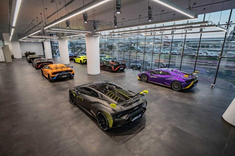 Italian supercar manufacturer Automobili Lamborghini joins forces with