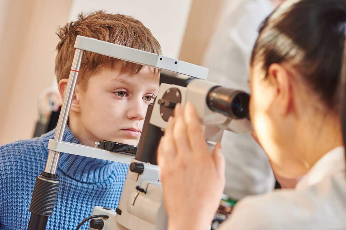 DHA free eye-screening dubai schools