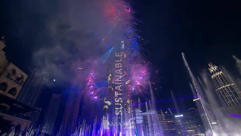 Dubai fireworks 2023 begins with sensational recordbreaking Burj