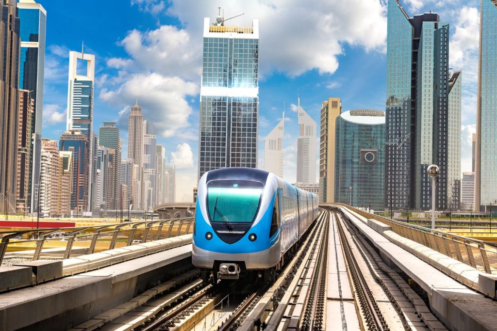 Dubai Metro hours extended - Arabian Business: Latest News on the ...