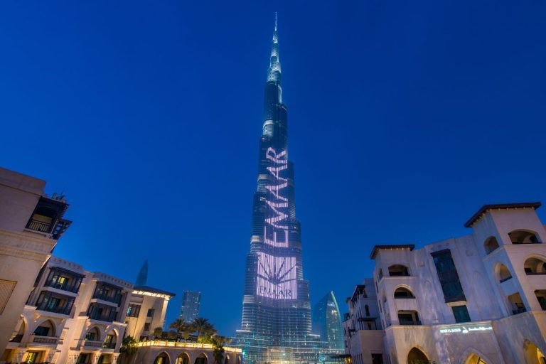 Dubai's Burj Khalifa displays daily 'happy birthday' message for ...