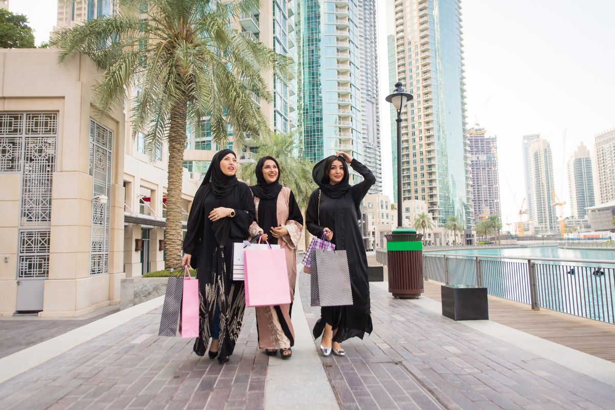 UAE shopping retail GCC