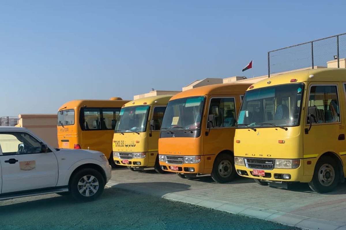 oman school bus