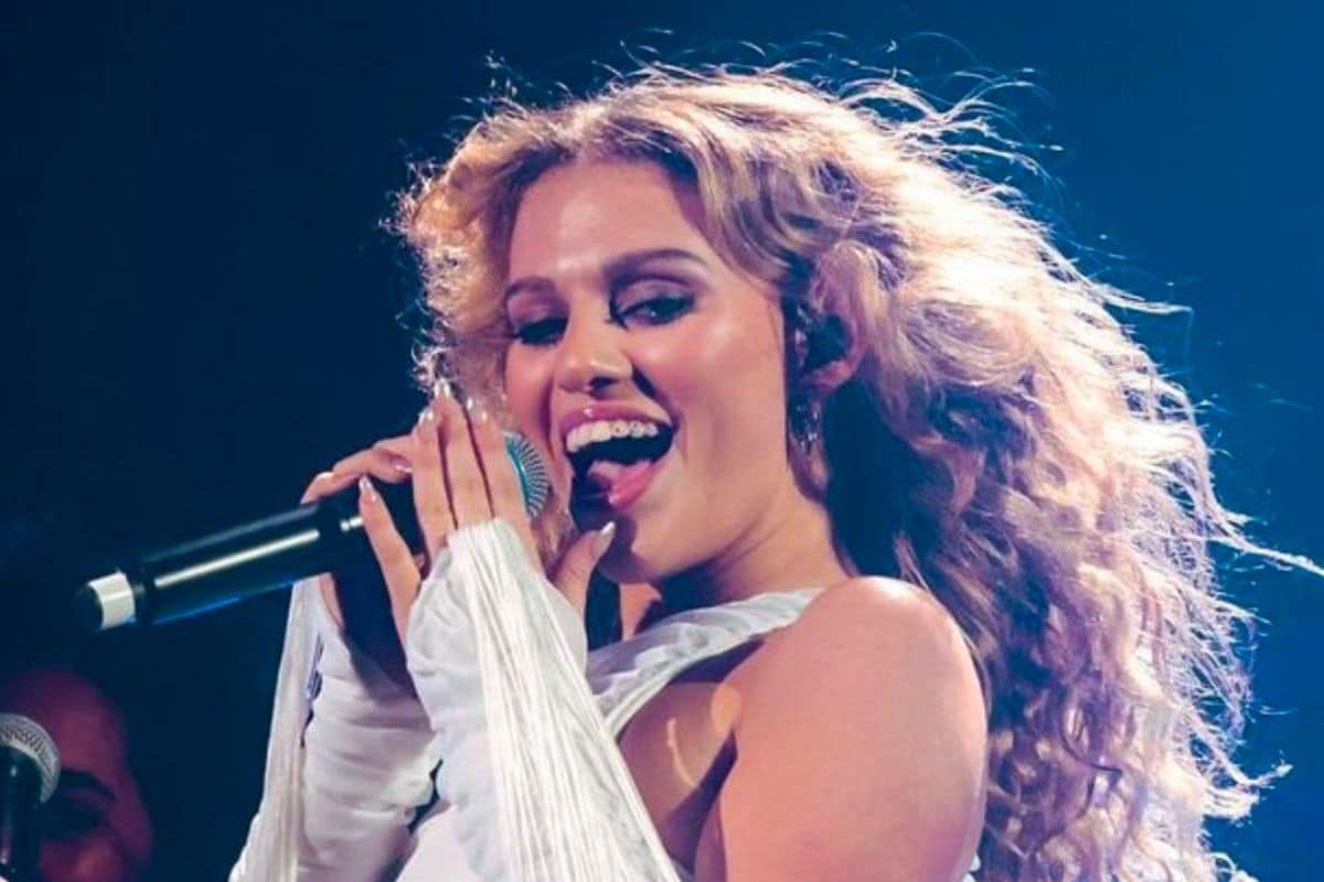 Elyanna makes history as first singer to perform entire show in Arabic