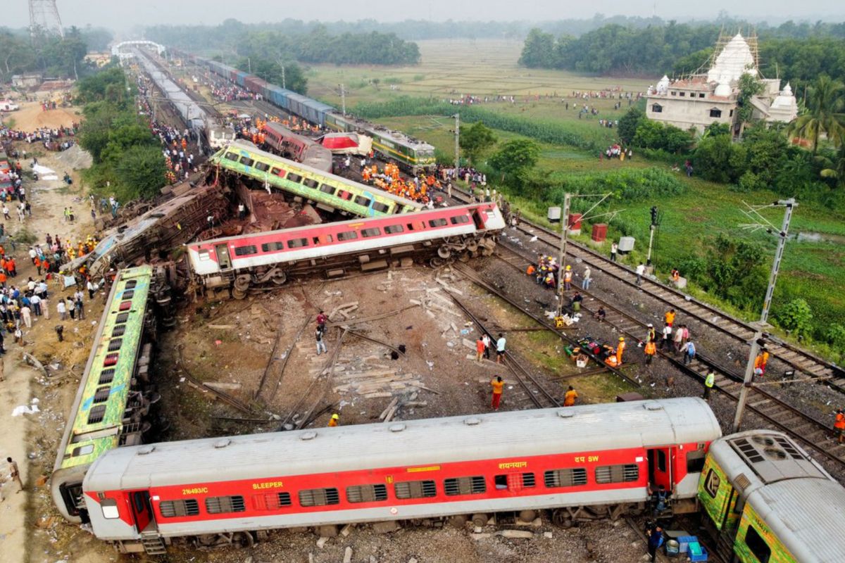 India train crash: Major Odisha accident leaves more than 250 dead ...