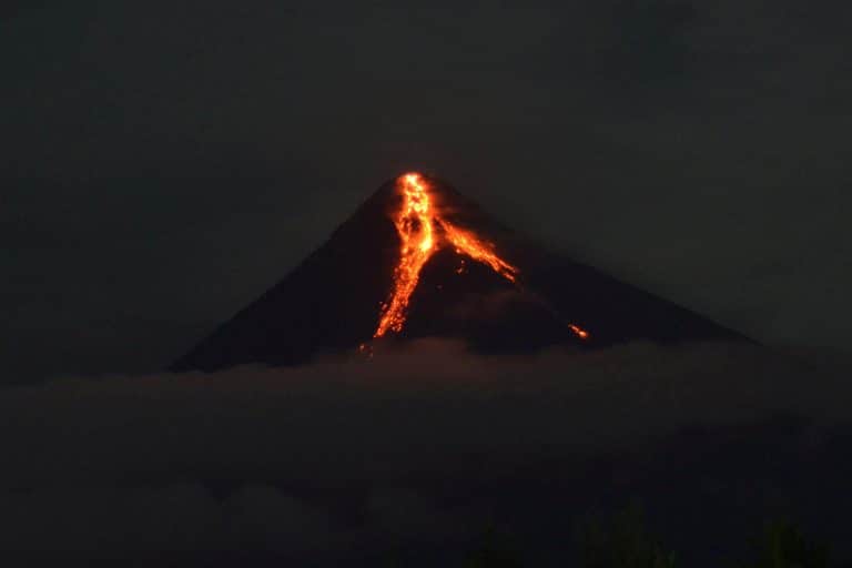 Mount Mayon Volcano eruption