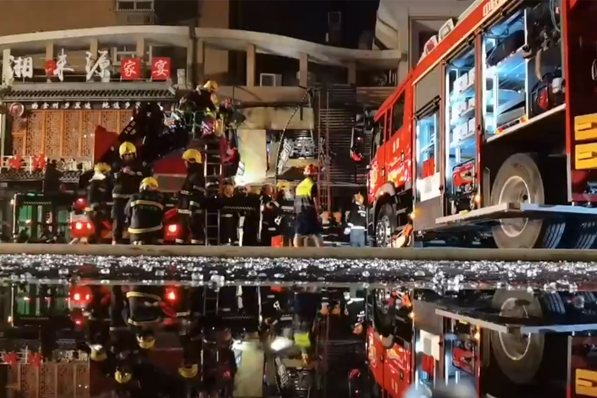 Fire at barbecue restaurant in Yinchuan, China