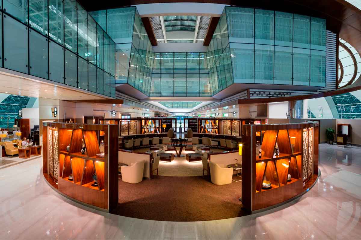 Dubai Airport Lounges: How To Get Into A Business Class Lounge Without ...