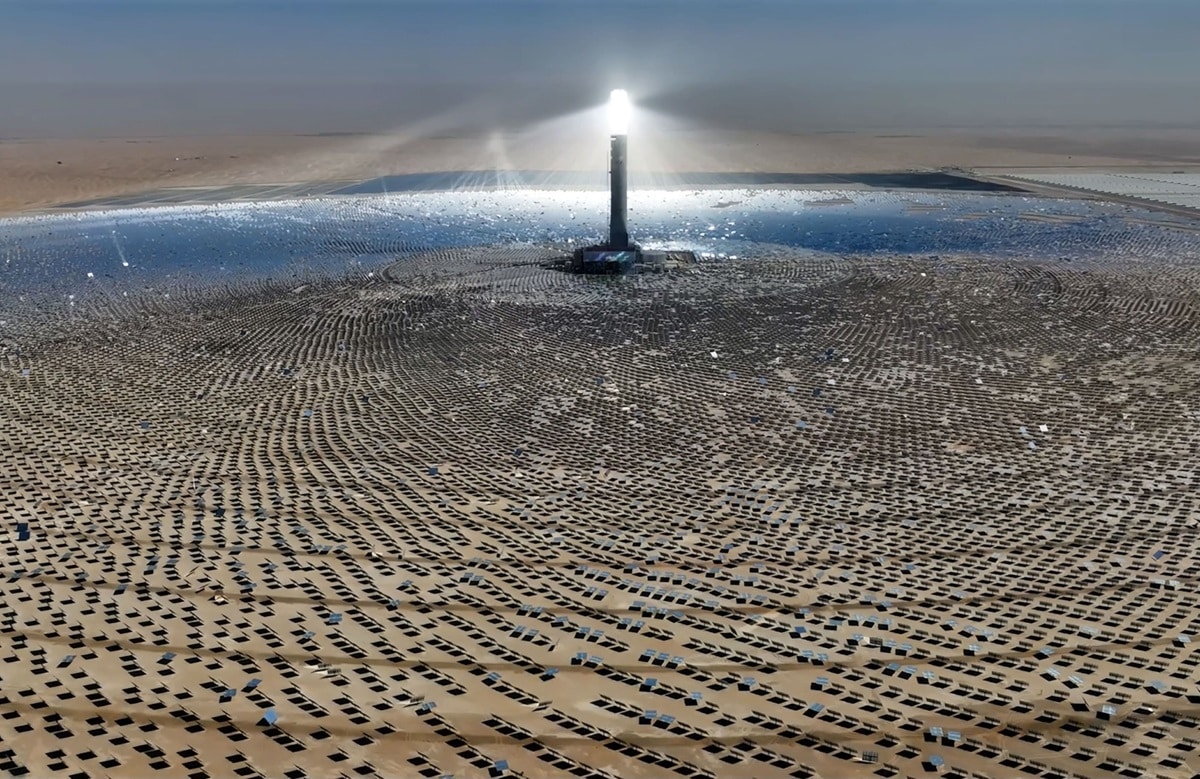 dubai solar power