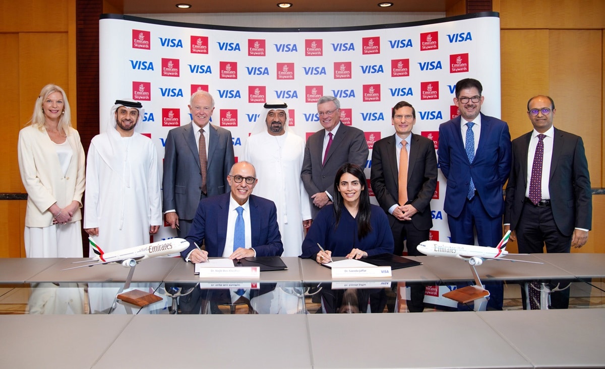 Emirates and flydubai partner with Visa for loyalty scheme - Arabian ...