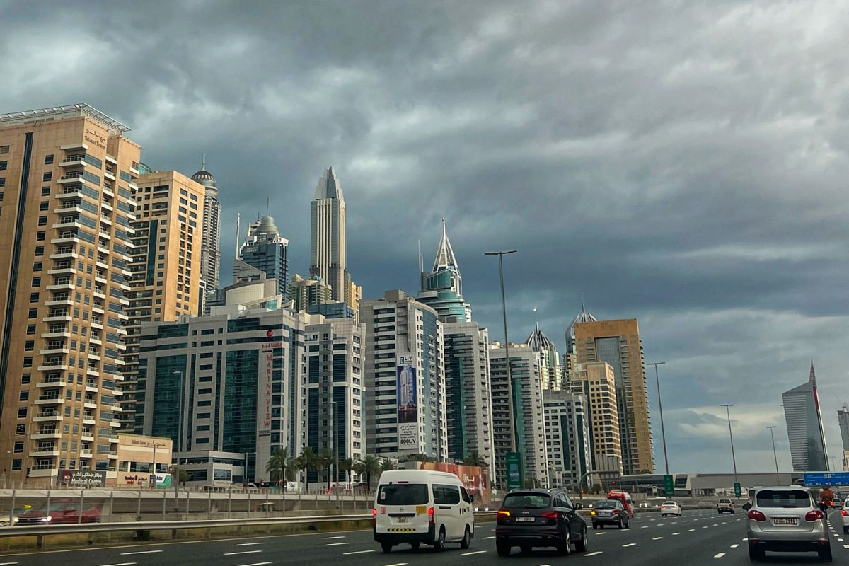 Dubai Police Waives Traffic Fines Issued During Extreme Weather 