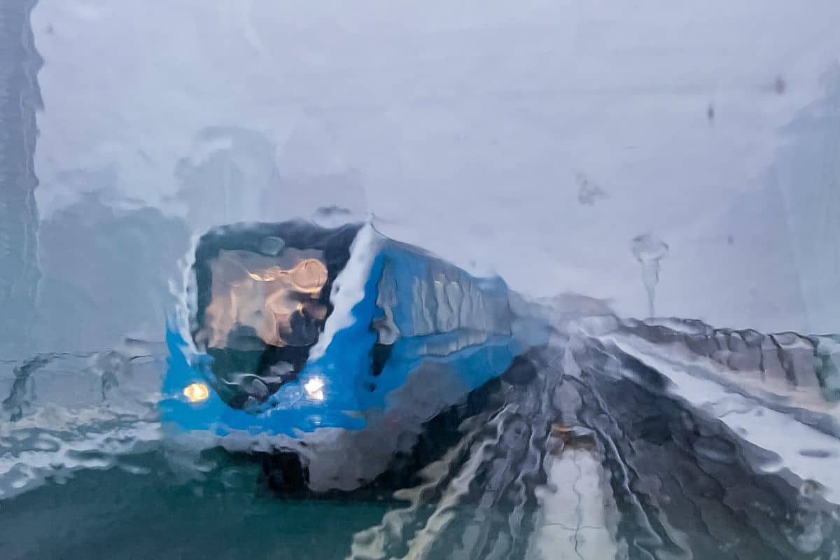 Dubai rain metro