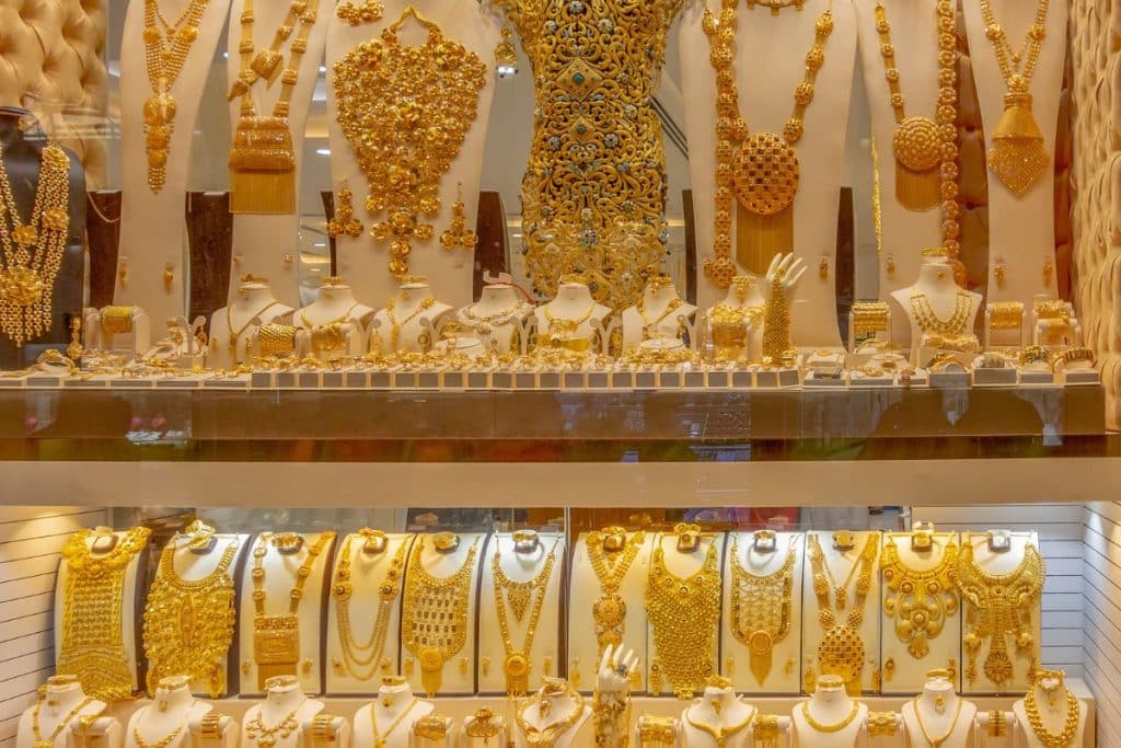 UAE gold price: Should investors buy right now? Experts weigh in ...