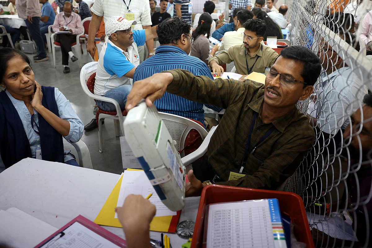 India vote counting evm machine