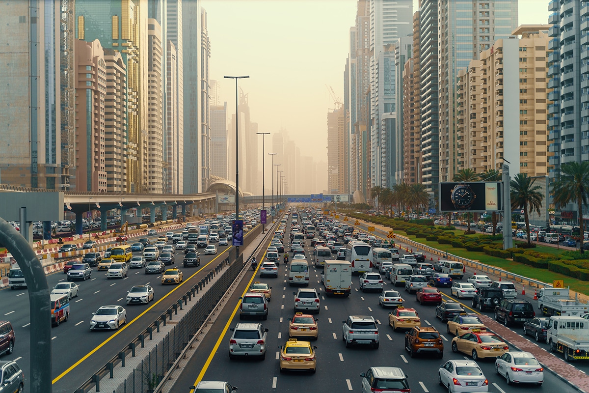 UAE residents leasing car