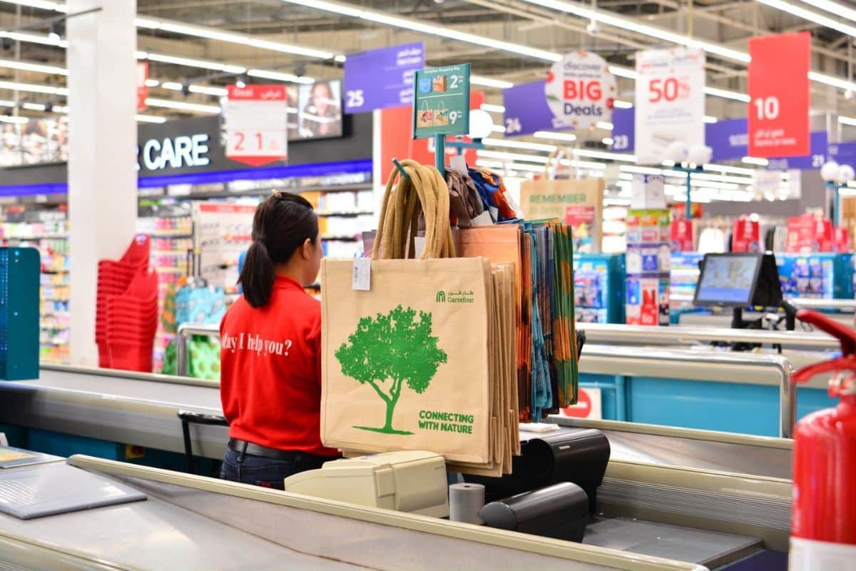 Carrefour Plastic Free July 2