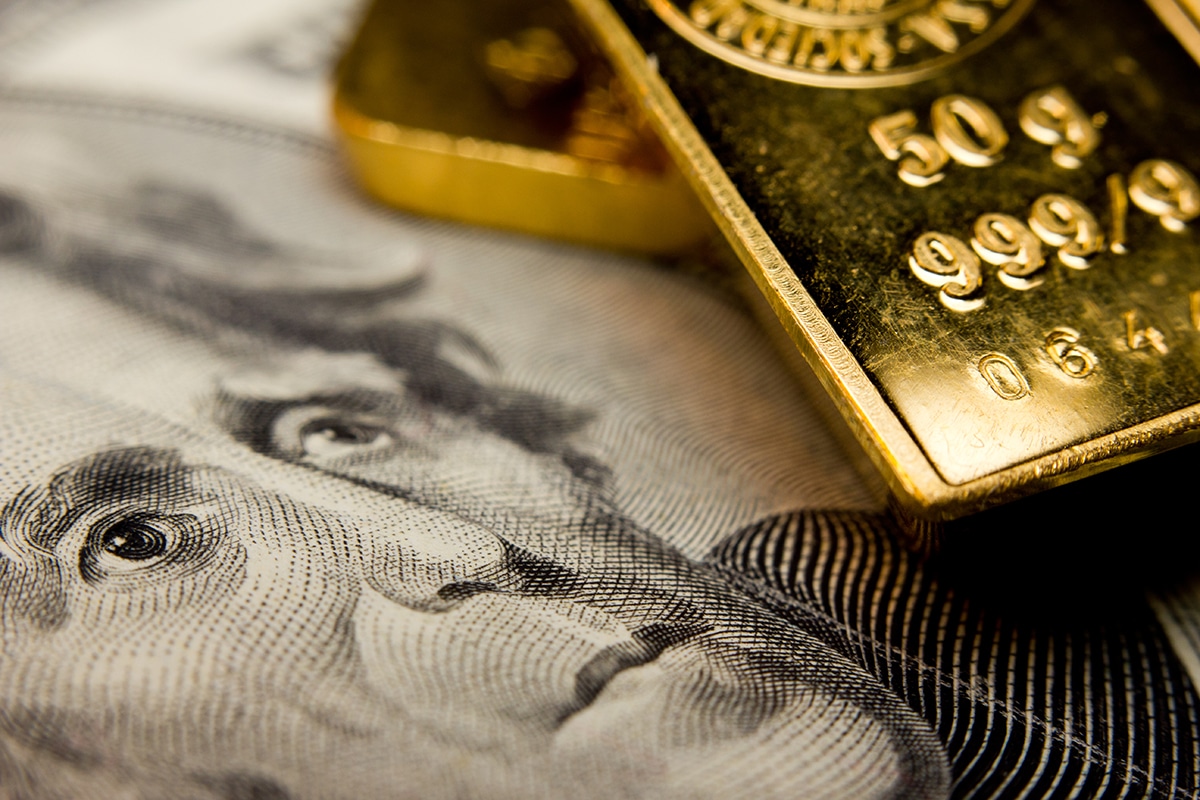 Gold Prices Surge Above $2,500 as Rate Cut Expectations Drive Market Momentum