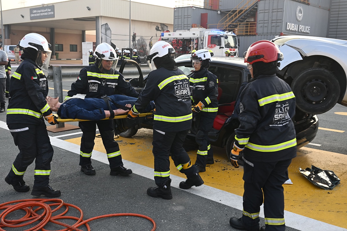 Dubai Police's First Female Land Rescue Team Graduates