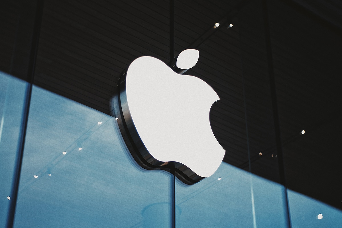 Apple Accelerates Manufacturing in India