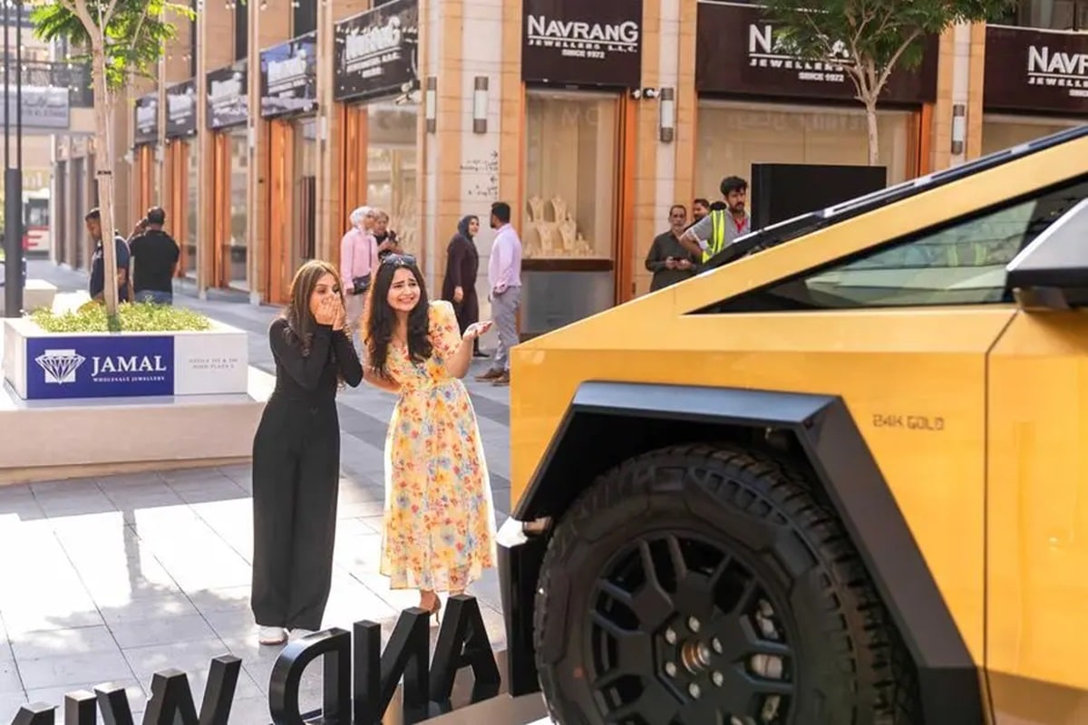 Gold Tesla Cybertruck in Dubai