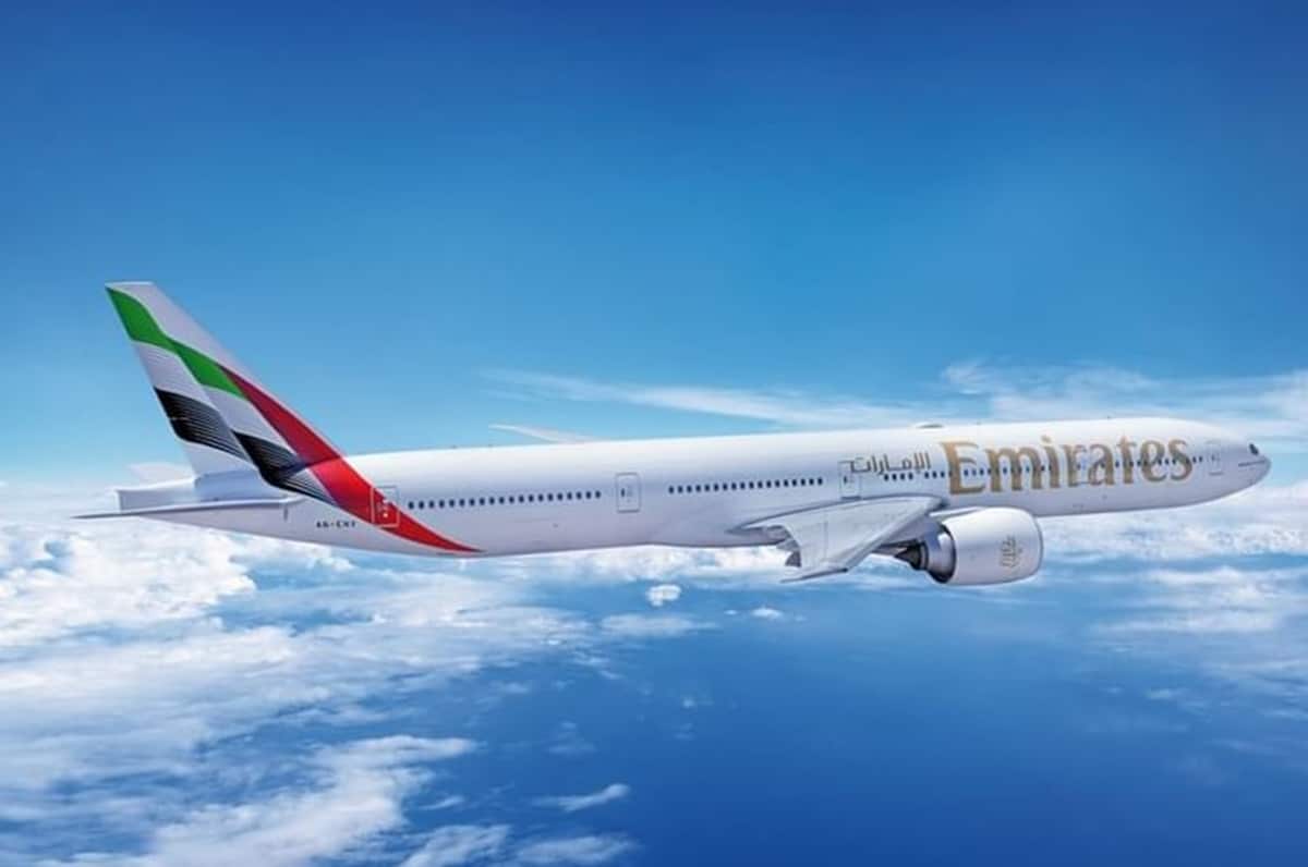 Emirates Colombo flight Madagascar