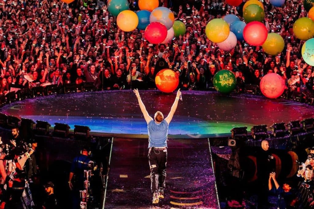 Coldplay in Abu Dhabi British Rock Band's concert drives record