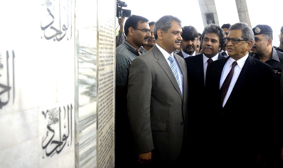 Indian Foreign Minister Visits Pakistan - Arabianbusiness