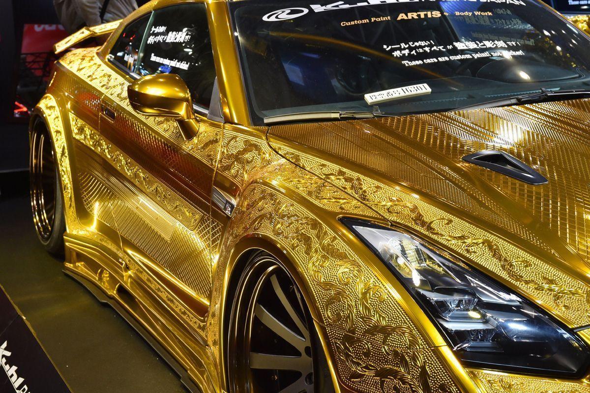 Nissan GTR Gold Dubai