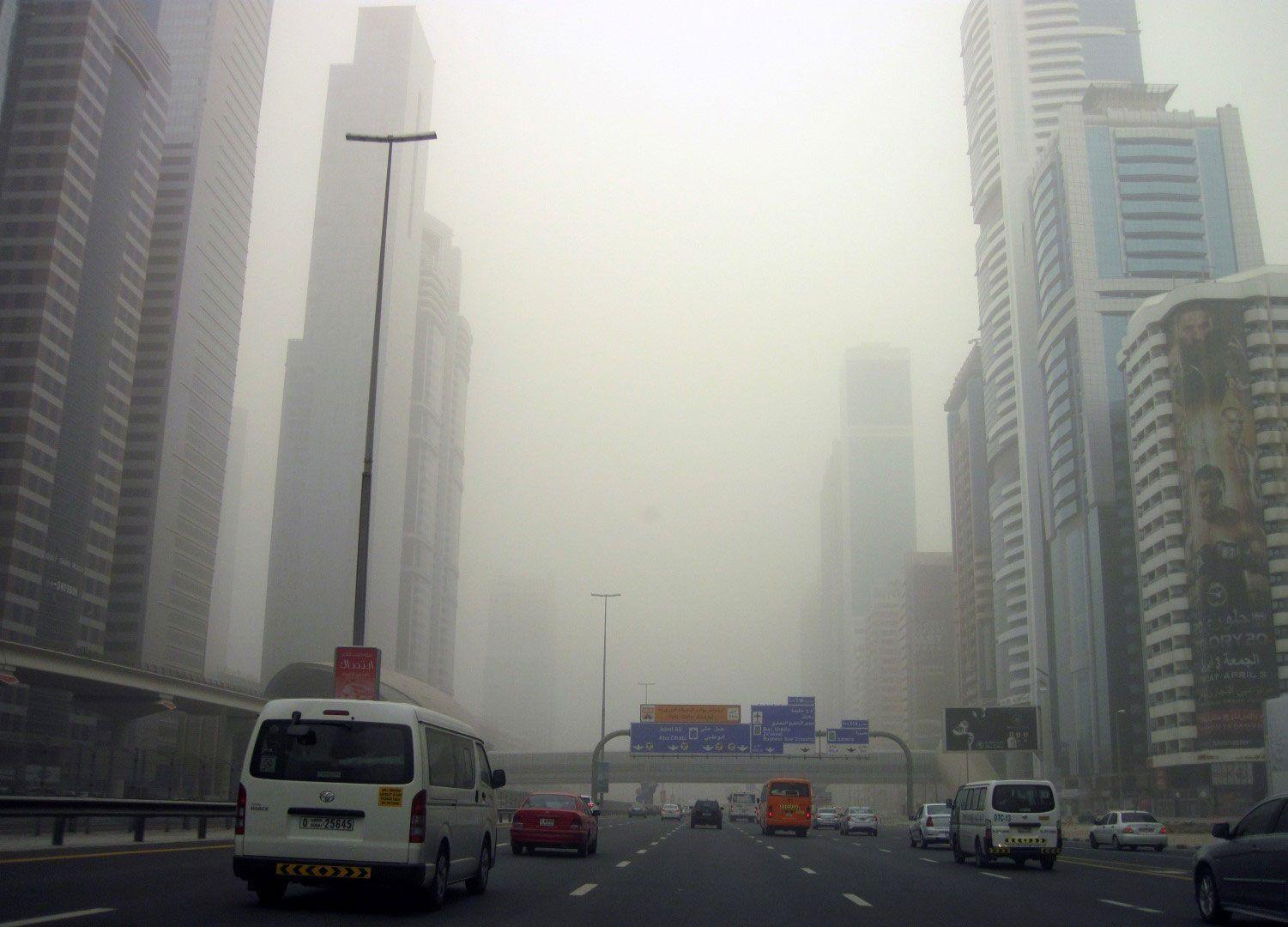 InPics: Severe sandstorm hits GCC - Arabianbusiness