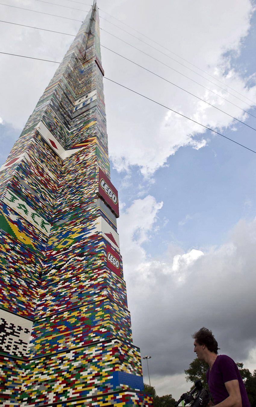 самая большая башня из лего в мире