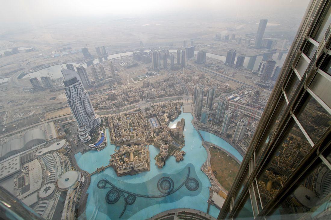 world-s-highest-restaurant-opens-in-burj-khalifa-arabianbusiness