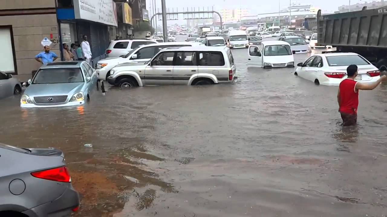 Flash Floods Cause Chaos In Saudi City Arabianbusiness