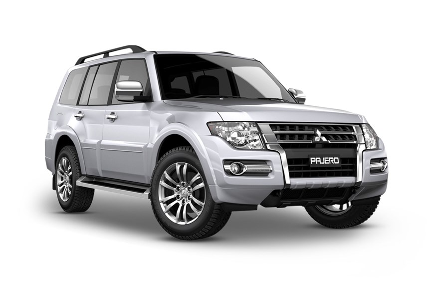 Pajero 4 объем багажника