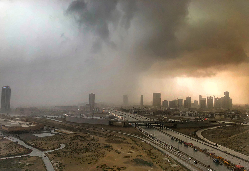 Rain, thunder and lightning forecast to hit the UAE from Friday